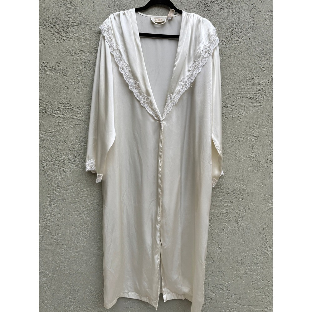 Victoria's Secret Cream Lace-Trimmed Robe